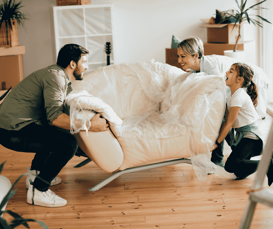 Haushaltsauflösung Entrümpelung Möbel Abfallentsorgung Mülltrennung Entrümpelungsteam Recycling leere Räume professionelle Entrümpelung Entsorgungsdienst